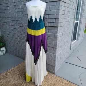 BGBGMaxAzria Runway “The Muse” Dress Size XS